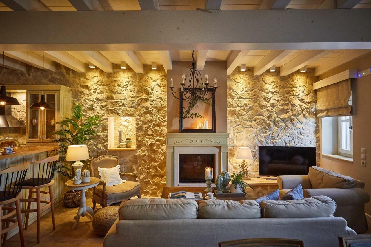 Lianelia Luxury Village House Argyrades Exterior photo